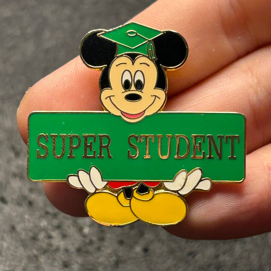 2001 - Mickey Mouse - Super Student - Graduation - Disney Pin