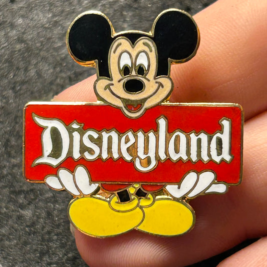 2000s - Mickey Mouse - Red Sign - White Eyes - DLR - Disney Pin