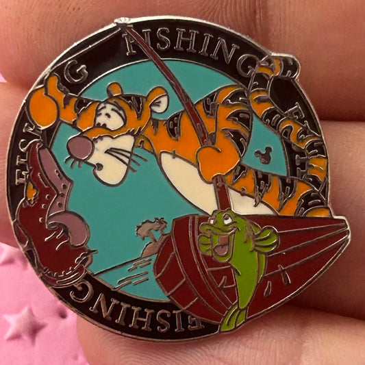 2005 - Tigger Gone Fishing - Hidden Mickey - Pin