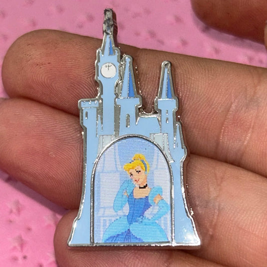 Loungefly - Cinderella - Castle - Lenticular - Disney Pin