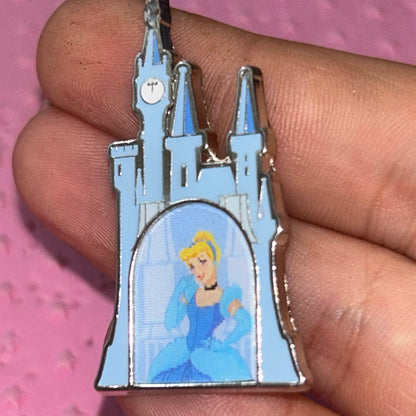 Loungefly - Cinderella - Castle - Lenticular - Disney Pin
