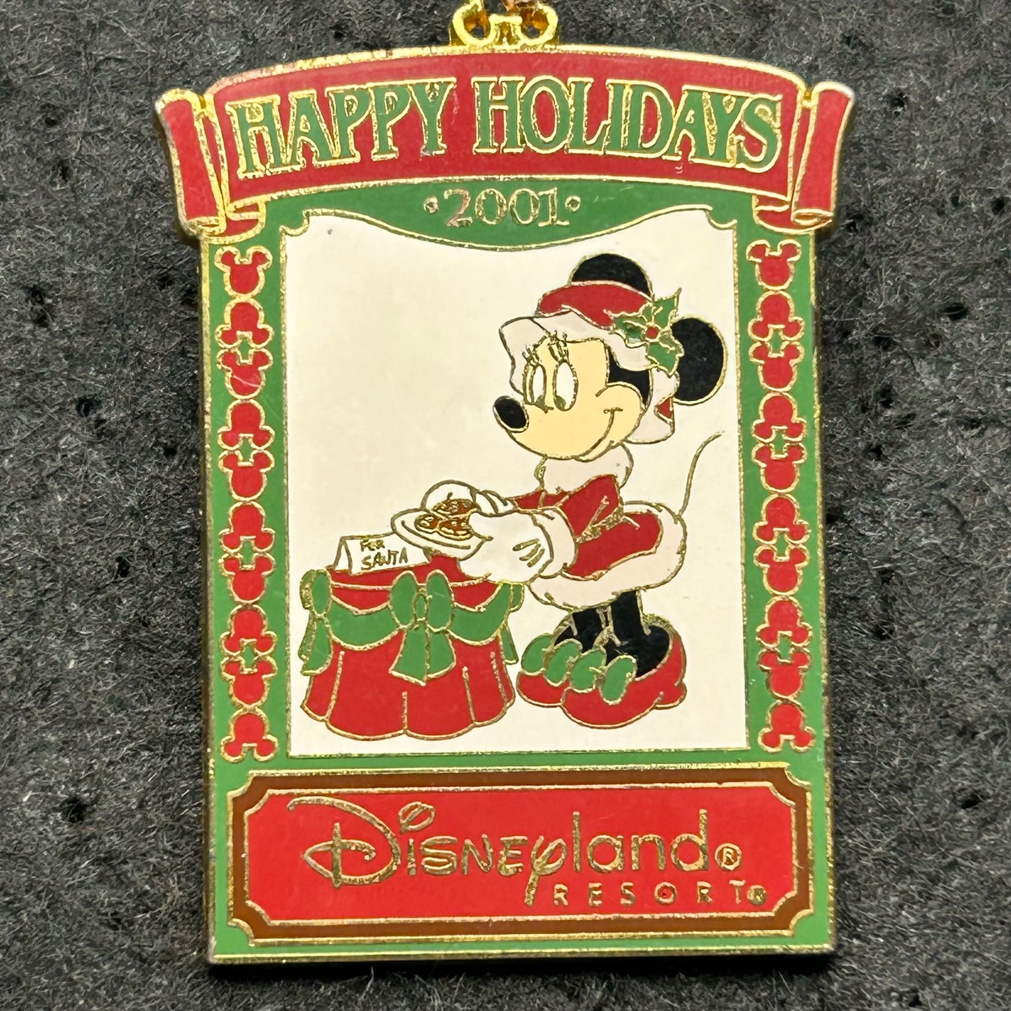 2001 - Minnie Mouse - Cookies For Santa - LE 2,400 - Disney Pin